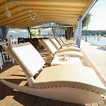 Hotel Scheria 2*